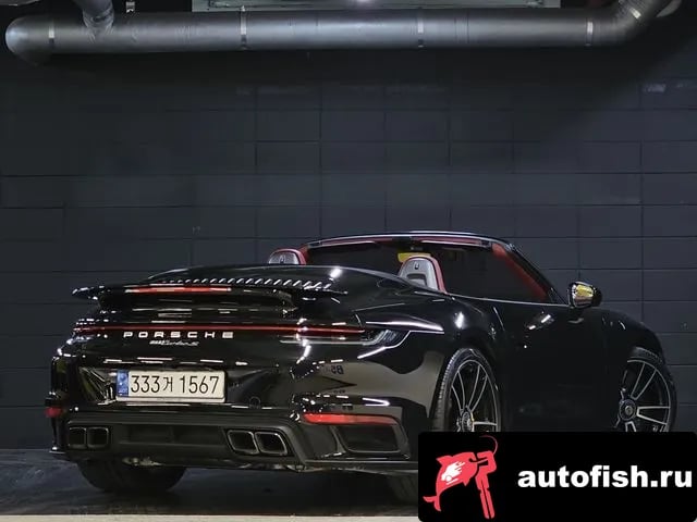 Porsche 911 911 (992) 2021 года - вид 4