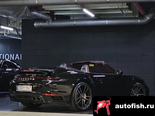 Porsche 911 911 (992) 2021 года - вид 5