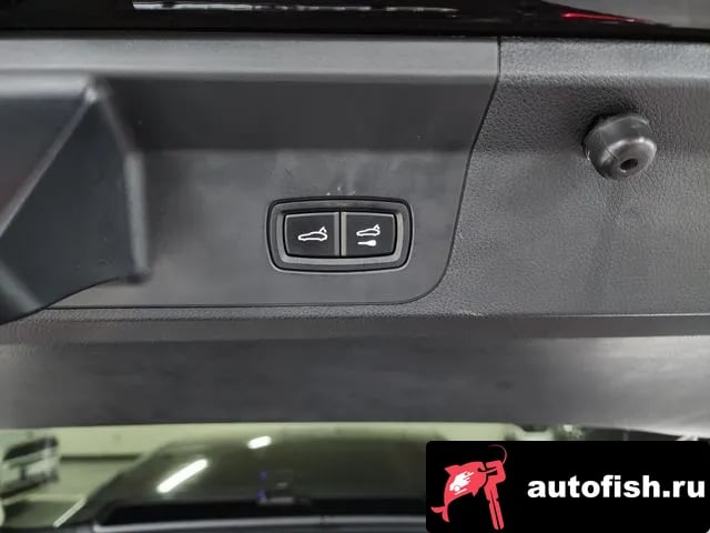 Porsche Panamera Panamera (971) 2020 года - похожие автомобили