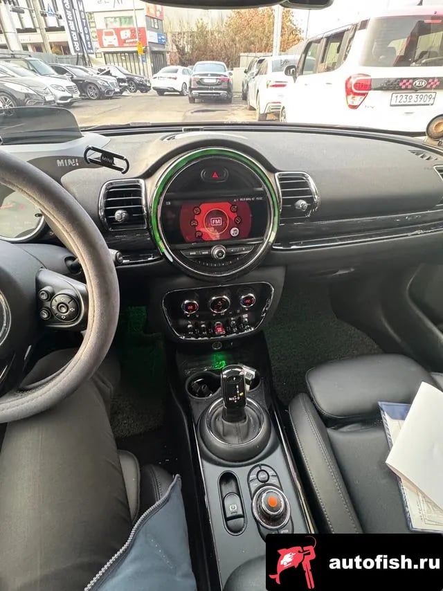 Mini Clubman Cooper D Clubman 2020 года - вид 5