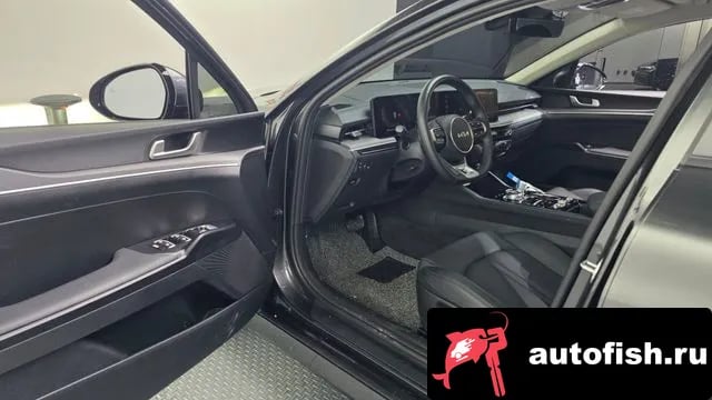 Kia K5 The New K5 3rd generation 2025 года - похожие автомобили