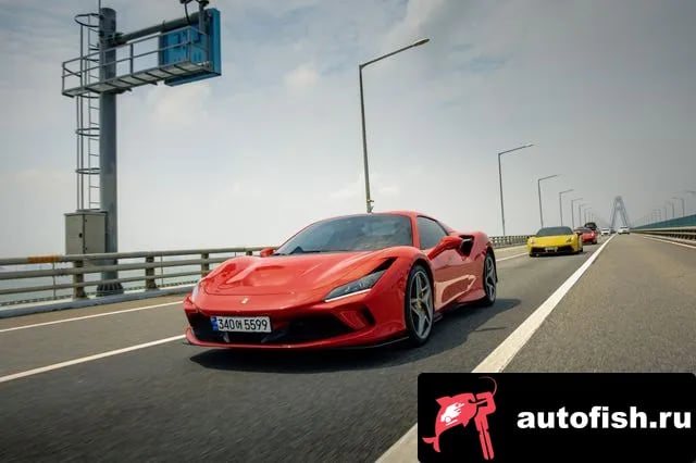 Ferrari F8 F8 Spider 2023 года - автомобиль из Южной Кореи