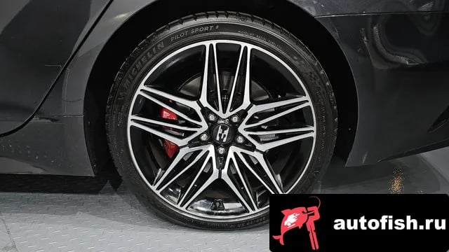 Kia Stinger Stinger Meister 2021 года - похожие автомобили