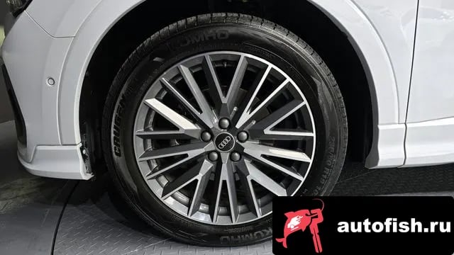 Audi Q3 Q3 (F3) 2022 года - вид 5