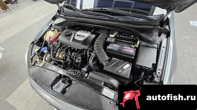 Hyundai AVANTE Avante AD 2017 года - вид 6