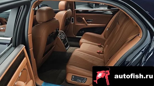 Bentley Flying Spur Flying Spur 2nd Generation 2018 года - похожие автомобили