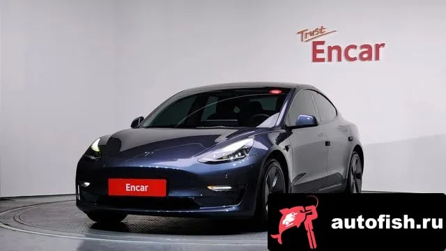 Tesla Model 3 Model 3 2022 года - вид 1