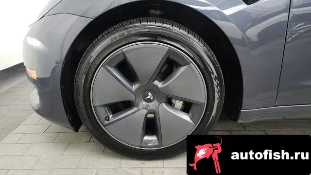 Tesla Model 3 Model 3 2022 года - вид 5