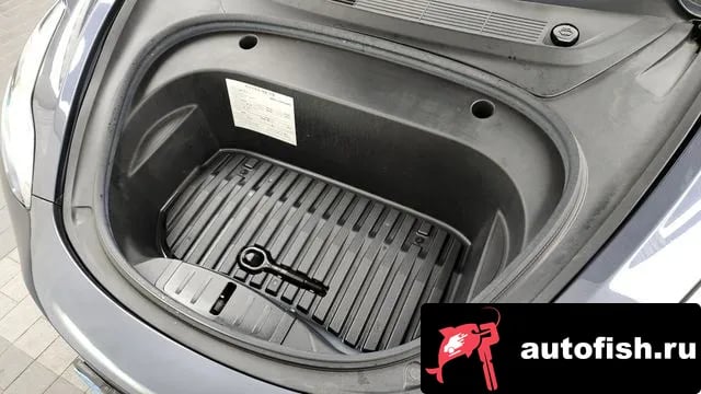 Tesla Model 3 Model 3 2022 года - вид 6