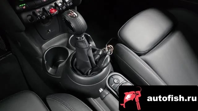 Mini Cooper Cooper 2019 года - похожие автомобили