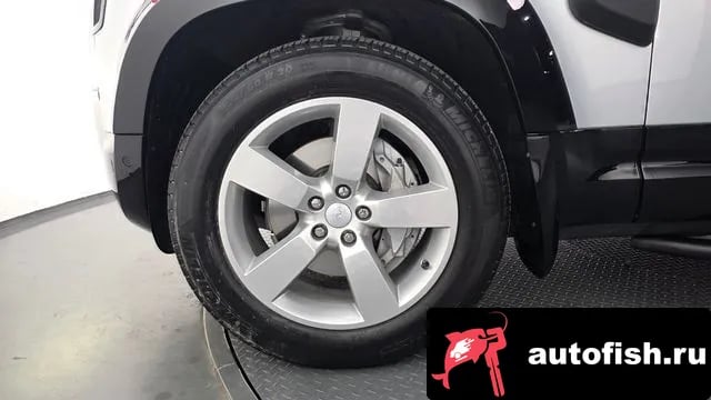 Land Rover Defender Bitdefender (L663) 2022 года - вид 5