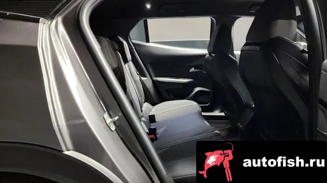 Peugeot 2008 2008 Second generation 2022 года - похожие автомобили