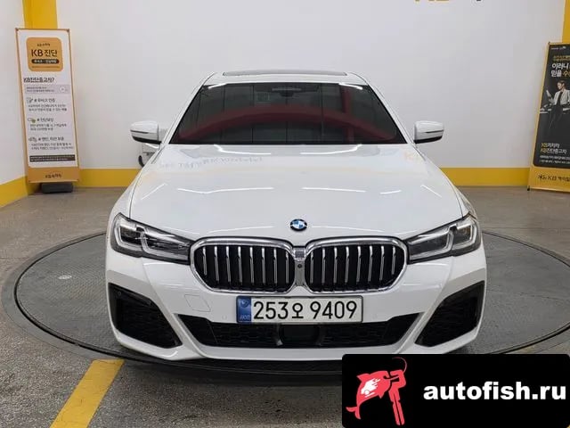 BMW 5-Series 5 Series (G30) 2021 года - вид 3