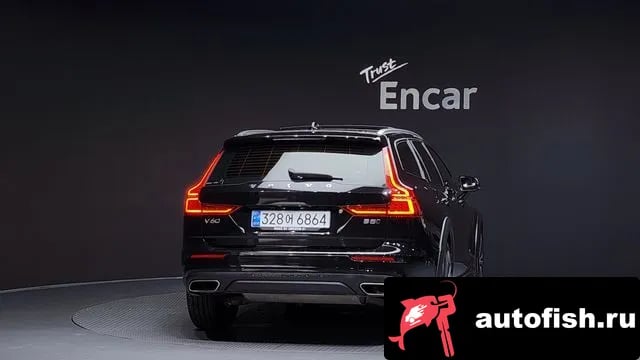Volvo V60 V60 Cross-country 2nd Generation 2020 года - вид 4