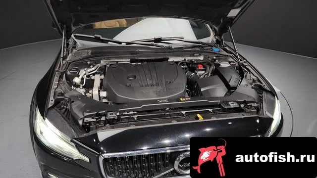 Volvo V60 V60 Cross-country 2nd Generation 2020 года - похожие автомобили