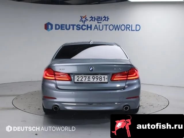 BMW 5-Series 5 Series (G30) 2019 года - вид 4