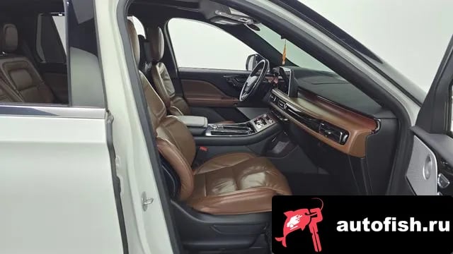 Lincoln Aviator Aviator 2nd generation 2020 года - похожие автомобили