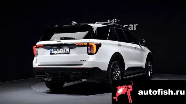 Ford Explorer Explorer 6th Generation 2025 года - вид 2