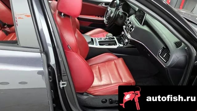 Kia Stinger Stinger 2019 года - похожие автомобили