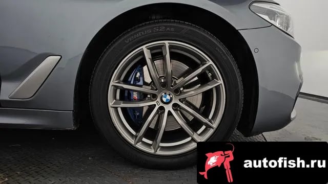 BMW 5-Series 5 Series (G30) 2018 года - вид 5
