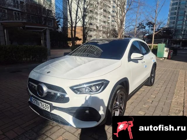 Mercedes-Benz GLA-Class GLA - Class H247 2023 года - вид 3
