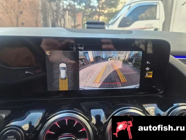 Mercedes-Benz GLA-Class GLA - Class H247 2023 года - вид 5