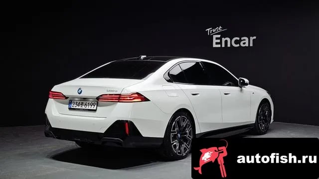 BMW 5-Series 5 Series (G60) 2025 года - вид 2