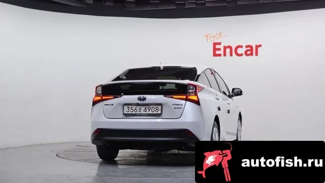 Toyota Prius Prius 4th Generation 2021 года - вид 4