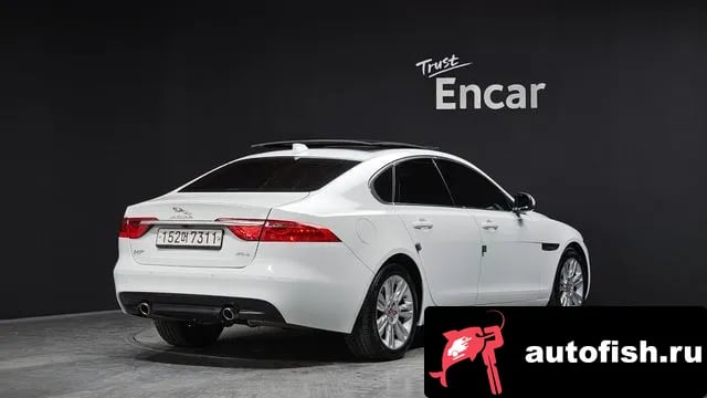 Jaguar XF XF (X260) 2020 года - похожие автомобили