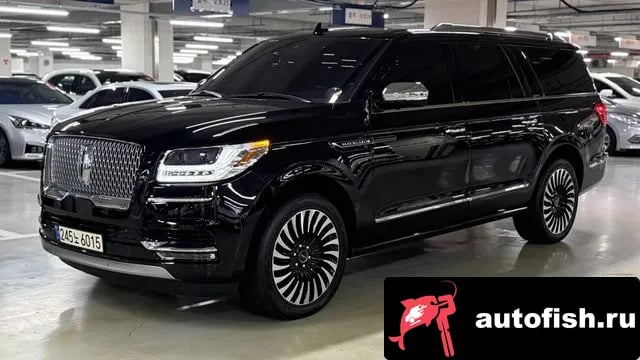 Lincoln Navigator Navigator 4th generation 2019 года - похожие автомобили