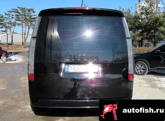 Hyundai Staria Staria 2021 года - вид 4