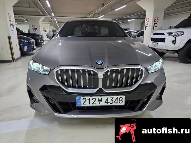 BMW 5-Series 5 Series (G60) 2025 года - вид 1