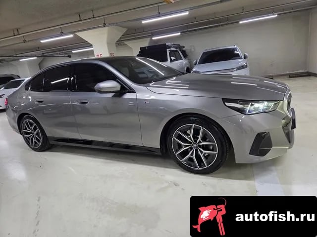 BMW 5-Series 5 Series (G60) 2025 года - похожие автомобили