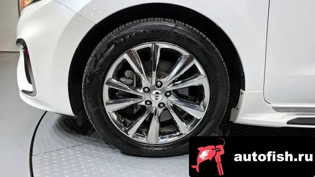 Kia Carnival The New Carnival 2018 года - похожие автомобили