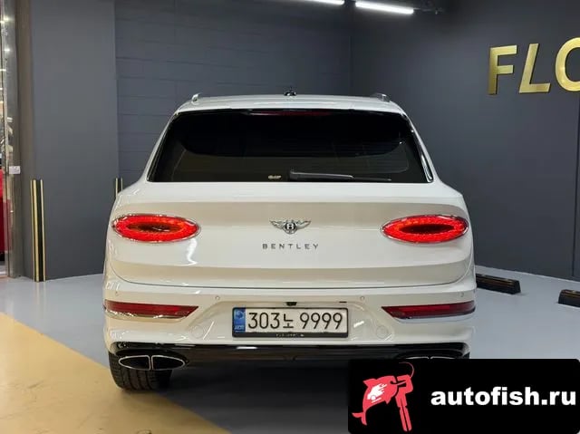 Bentley Bentayga Benteiga 2021 года - вид 5