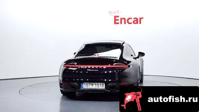 Porsche 911 911 (992) 2021 года - вид 4