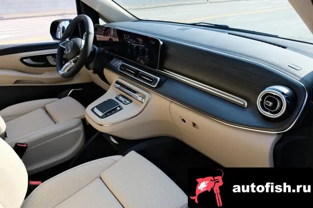 Mercedes-Benz V-Class V-Class 2025 года - похожие автомобили