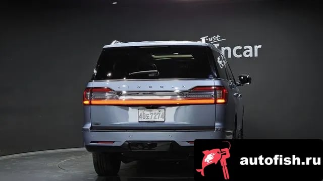 Lincoln Navigator Navigator 4th generation 2018 года - вид 4