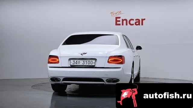 Bentley Flying Spur Flying Spur 2nd Generation 2018 года - вид 4