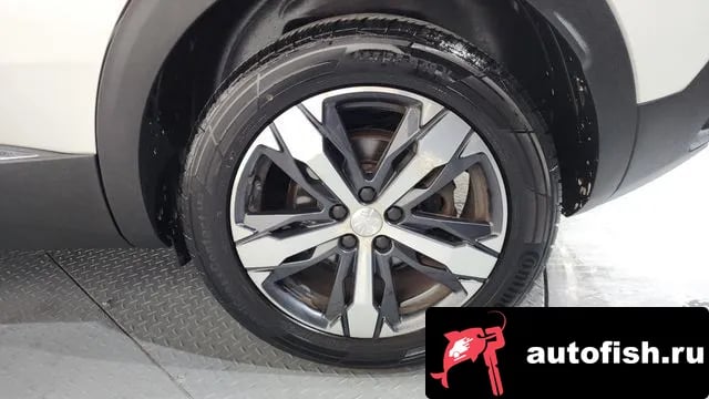 Peugeot 3008 3008 second generation 2019 года - вид 5