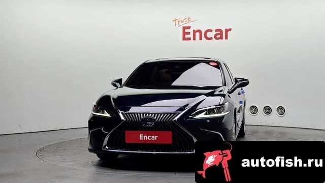 Lexus ES ES300h 7th generation 2018 года - вид 3