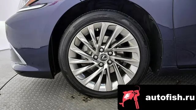 Lexus ES ES300h 7th generation 2018 года - вид 5