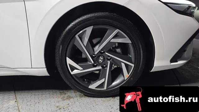 Hyundai AVANTE The New Avante (CN7) 2025 года - вид 5