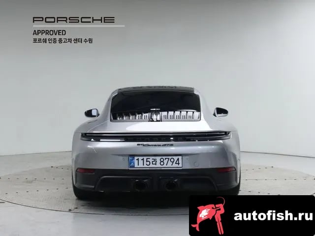 Porsche 911 911 (992) 2025 года - вид 4