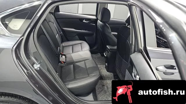 Kia K3 The New K3 2nd generation 2023 года - похожие автомобили