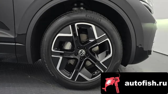 Volkswagen Touareg Tuareg 3rd generation 2025 года - вид 5