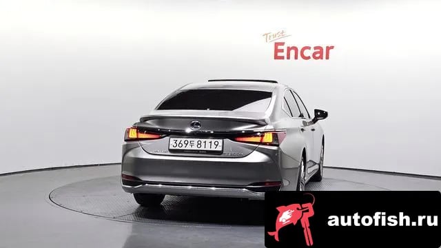 Lexus ES ES300h 7th generation 2020 года - вид 4