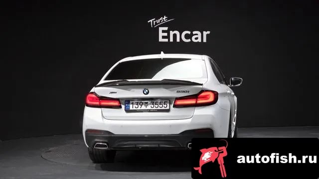 BMW 5-Series 5 Series (G30) 2022 года - вид 4