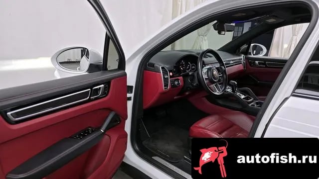 Porsche Cayenne Cayenne (PO536) 2019 года - похожие автомобили