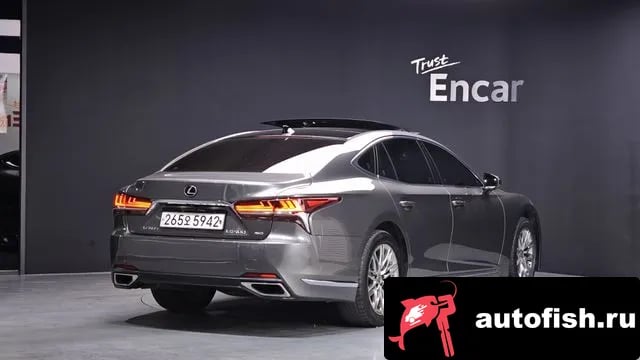 Lexus LS LS500 5th generation 2018 года - вид 2
